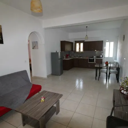Karoubis House * Kavallouri